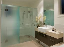 bathroom-with-glass-partition